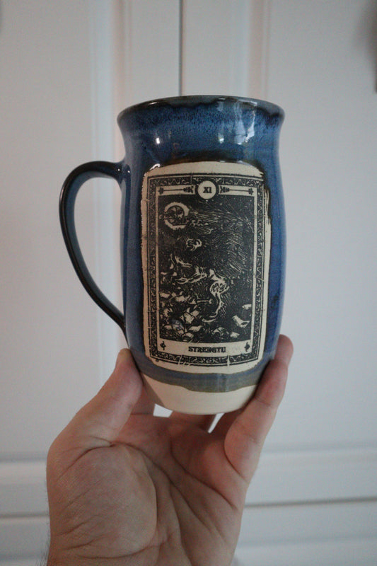 Tarot Card Mug (Strength) TC-16